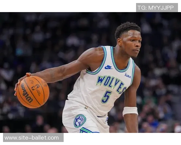 爱德华兹缺阵森林狼迎战灰熊球队能否克服困难继续争胜