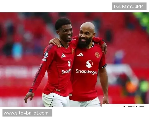 姆伯莫三球一助攻助曼联连胜官方宣布其为十月最佳球员